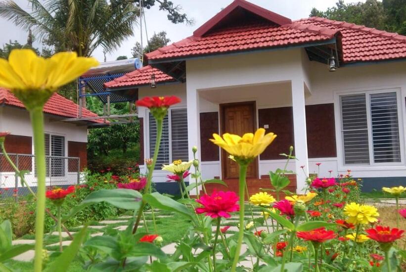 Himani Heritage Resorts, Formerly Camp Nishani Holidays Madikeri Luaran gambar